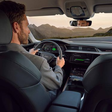 Cockpit view Audi Q8 Sportback e-tron