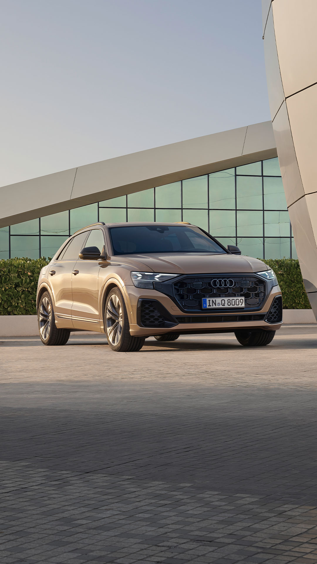 Foto del Audi Q8 SUV, el SUV premium con más carácter. 